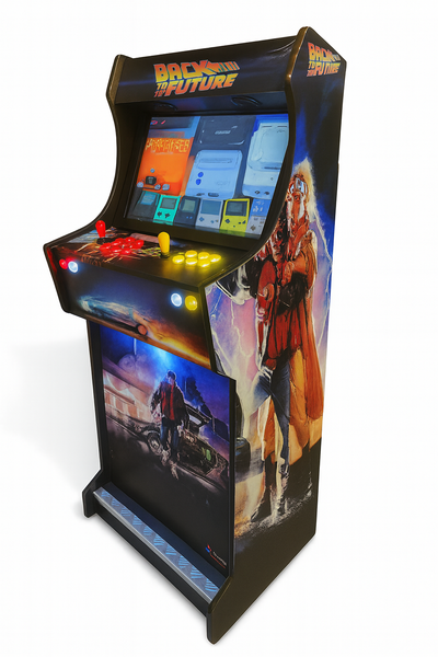arcade machine zwart wit met logo arcade kast, verlicht bedieningspaneel en een scherm met een klassiek spelmenu.