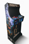 arcade machine multicolor met logo arcade kast, verlicht bedieningspaneel en een scherm met een klassiek spelmenu.