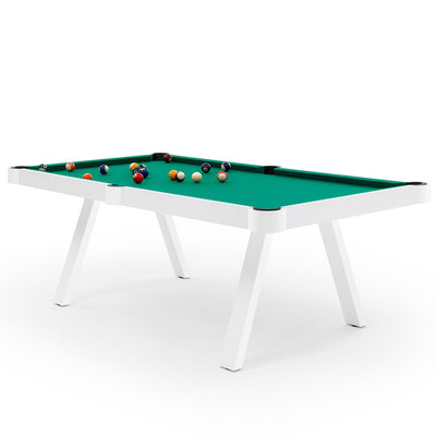 Moderne witte pooltafel met groen speelveld